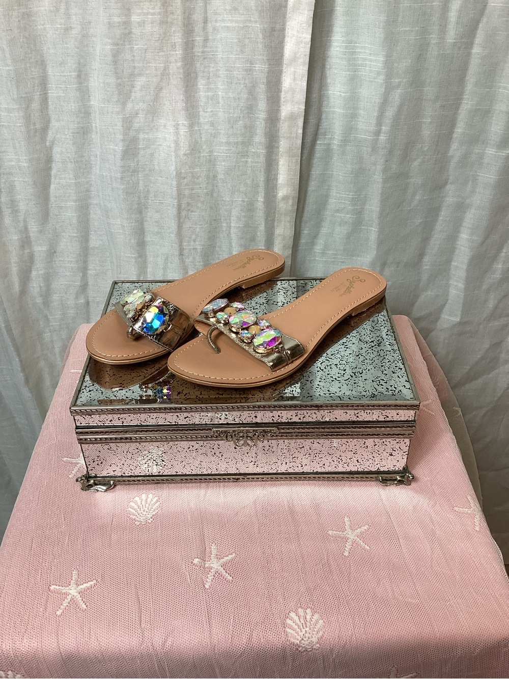 Seychelles “Aries”Iridescent Jeweled Flat Sandals; Size: 9